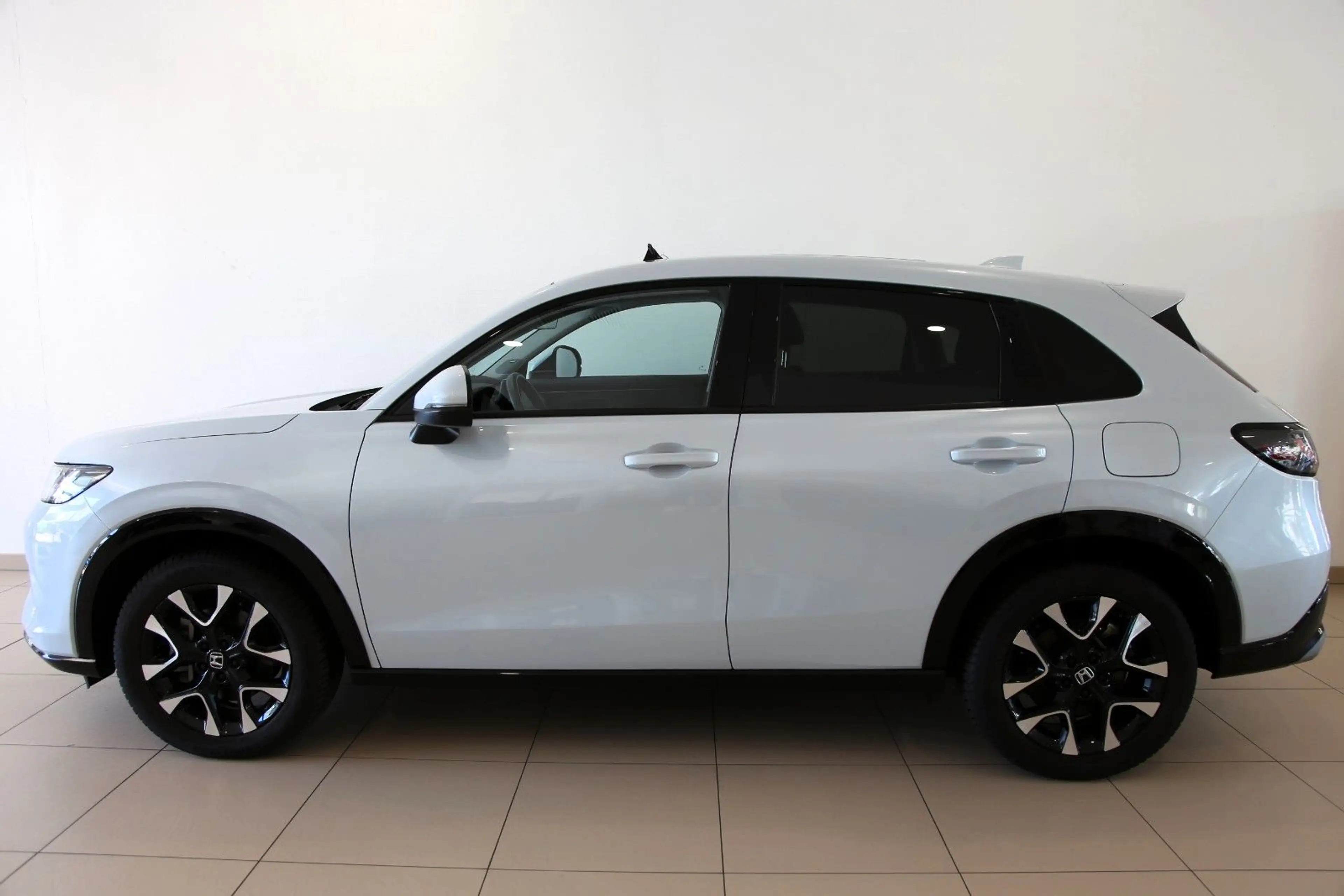 Honda ZR-V e:HEV Advance SHZ v+h Pano HUD Bose e-Sitze — photo 3