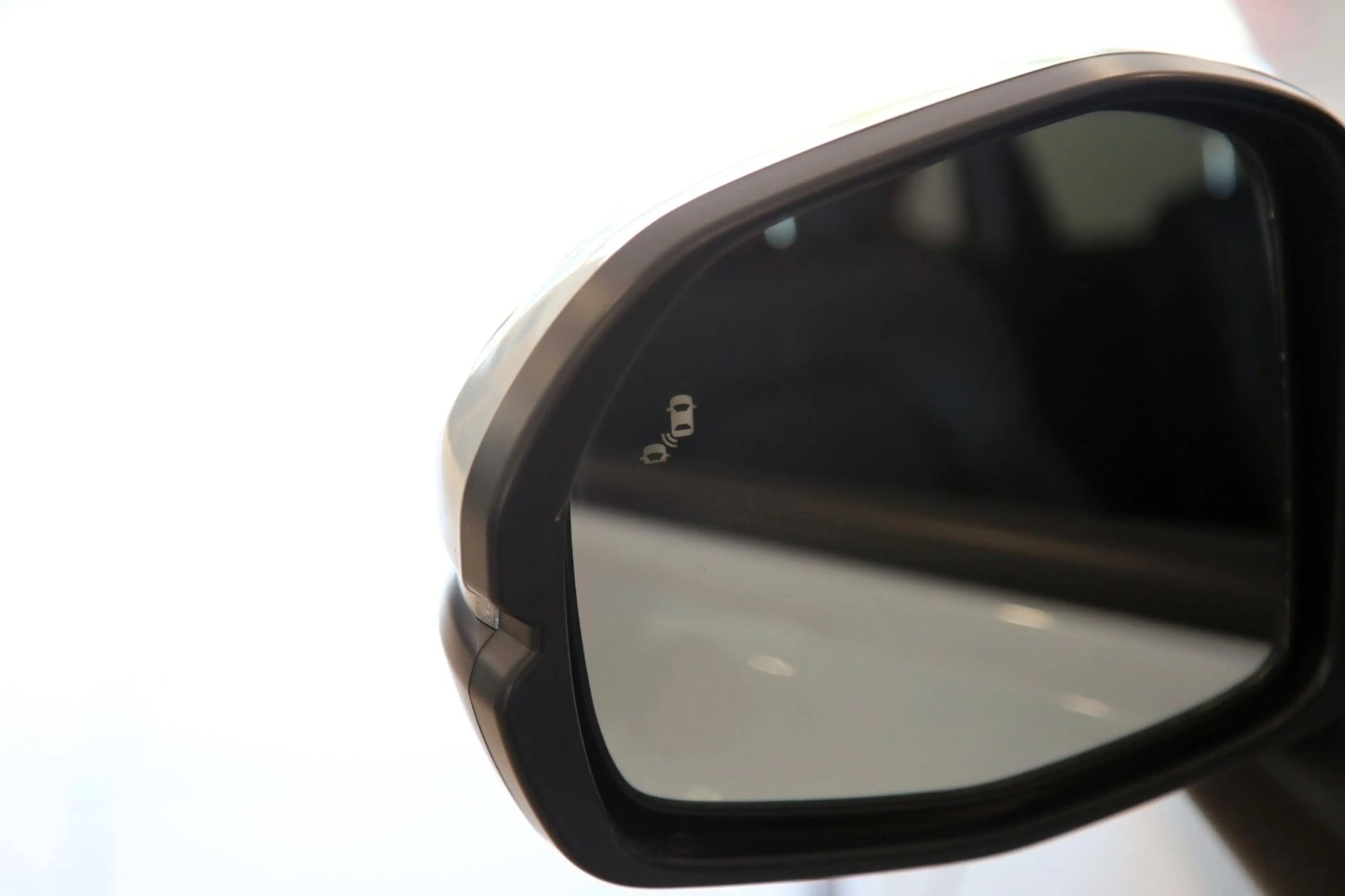 Honda ZR-V e:HEV Advance SHZ v+h Pano HUD Bose e-Sitze — photo 26