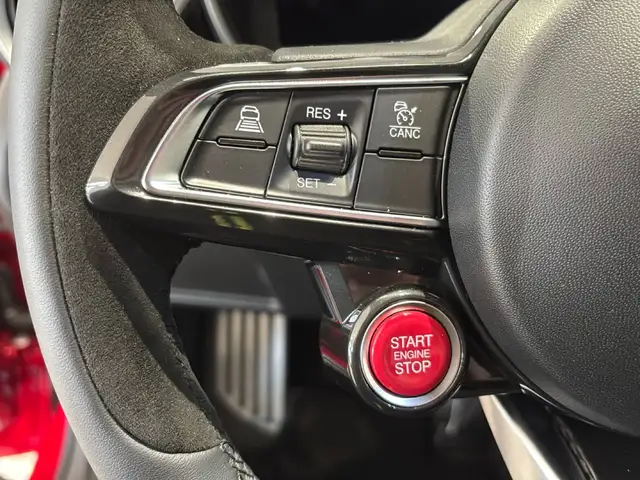 Alfa Romeo Giulia view 15