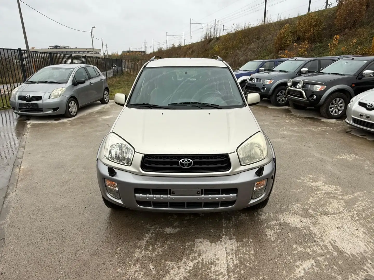 Toyota RAV 4 2.0i VVT-i 16v 4x4 S Beige - 1