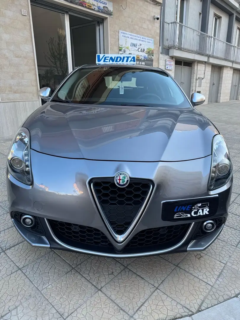 Alfa Romeo Giulietta 1.6 jtdm Exclusive 120cv - 1