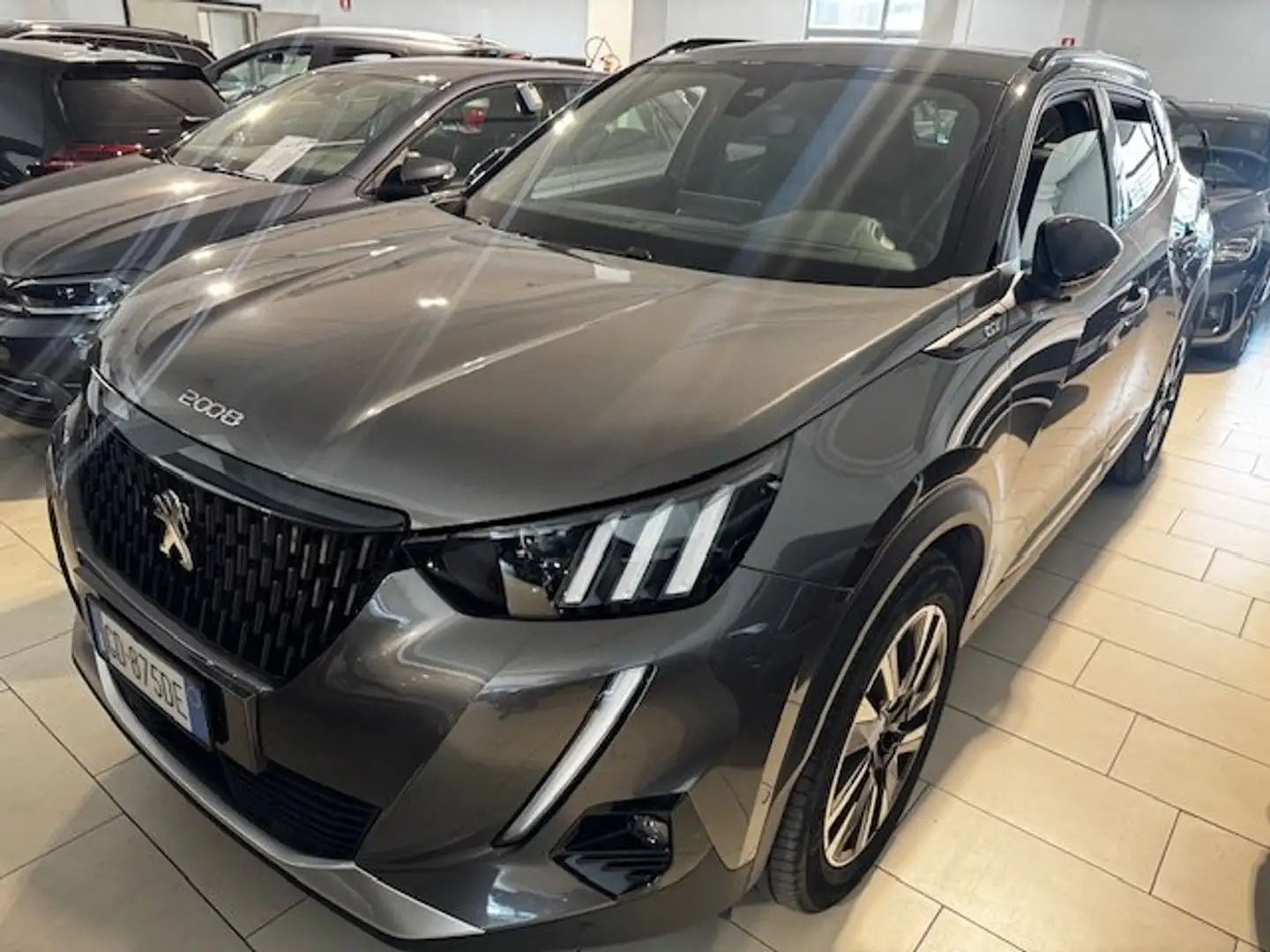 Peugeot 2008 1.2 puretech GT Line 130CV Grigio - 1