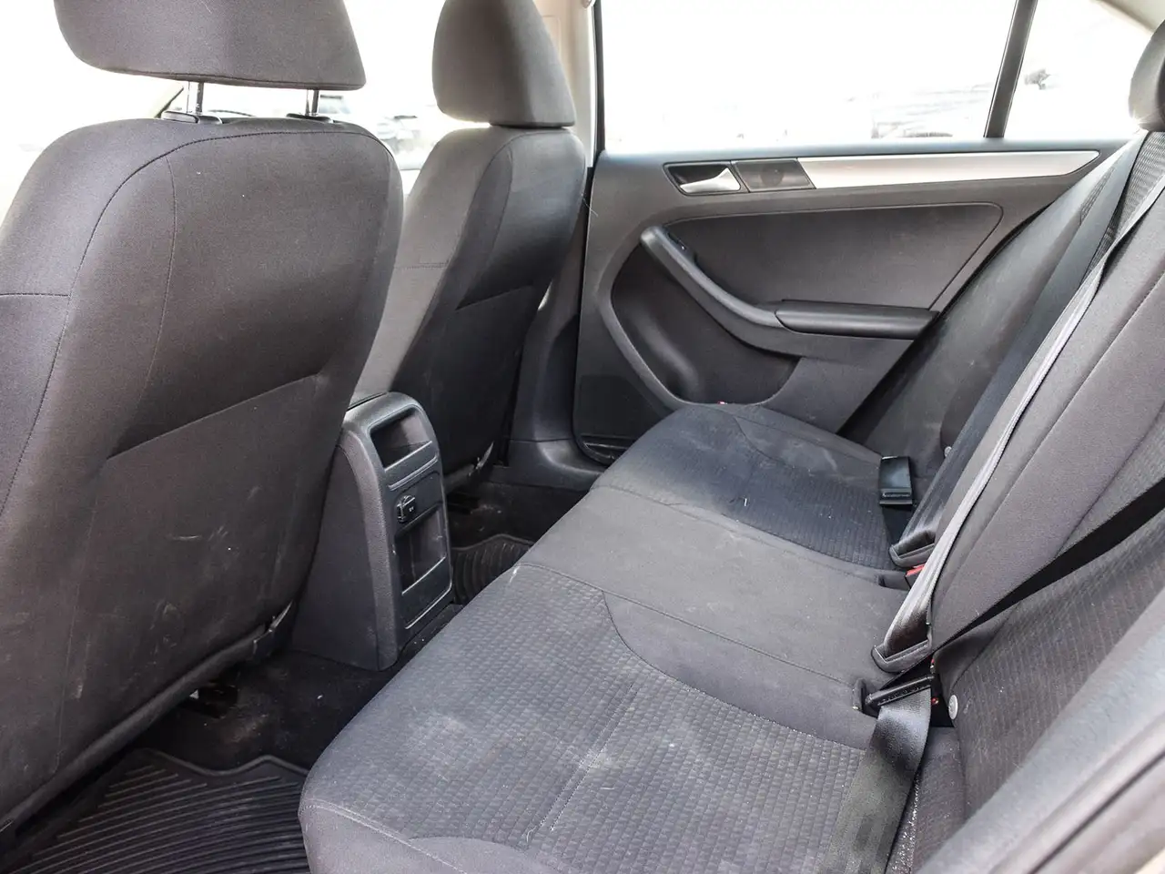 Volkswagen Jetta снимка Volkswagen Jetta