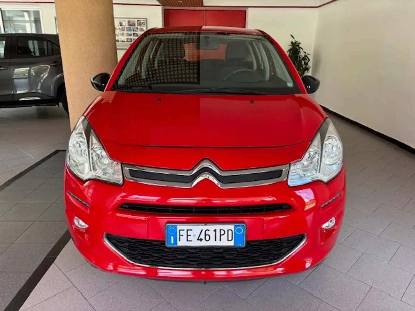 Citroen C3 1.2 puretech Feel edition s Roşu - 2