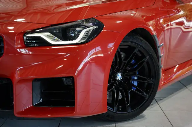 BMW M2 view 3