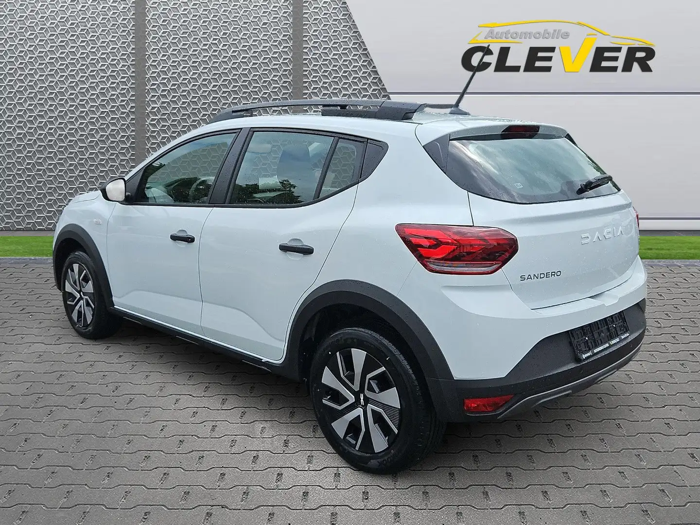 Dacia Sandero Stepway Essential TCe 90  PDC Klima Weiß - 2
