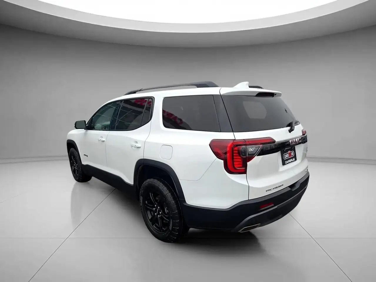 GMC Acadia снимка GMC Acadia
