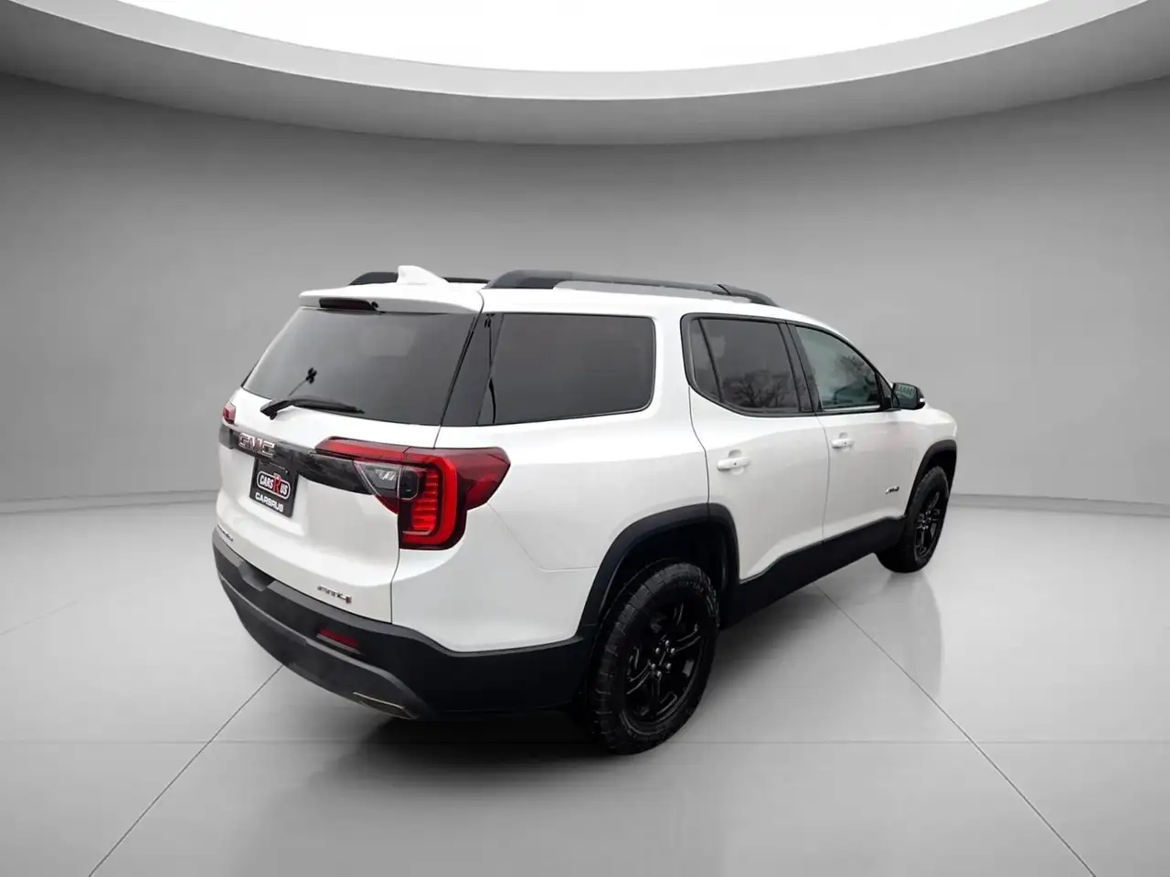 GMC Acadia снимка GMC Acadia