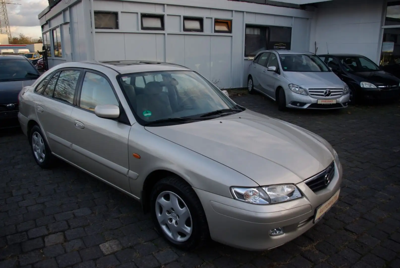 Mazda 626 2.0 100 kW Exclusive Automatik Gold - 2