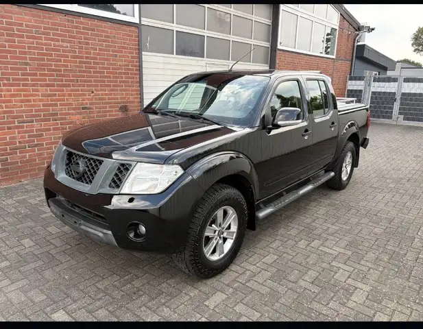 Nissan Navara 2.5 dci d.cab LE Platinum