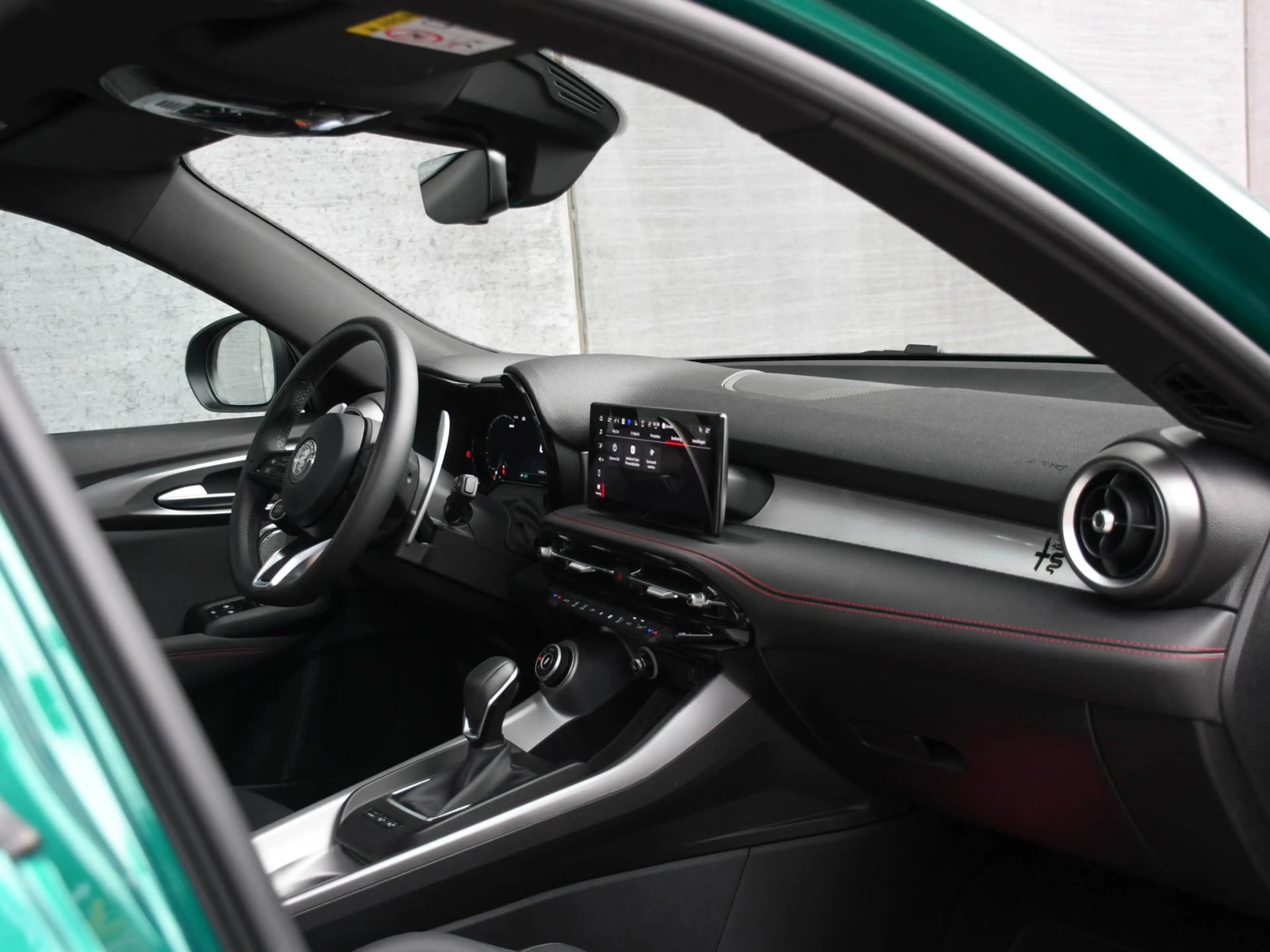 Alfa Romeo Tonale Tributo Italiano 1.3T PHEV 280pk Automaat PANO-DAK — photo 9