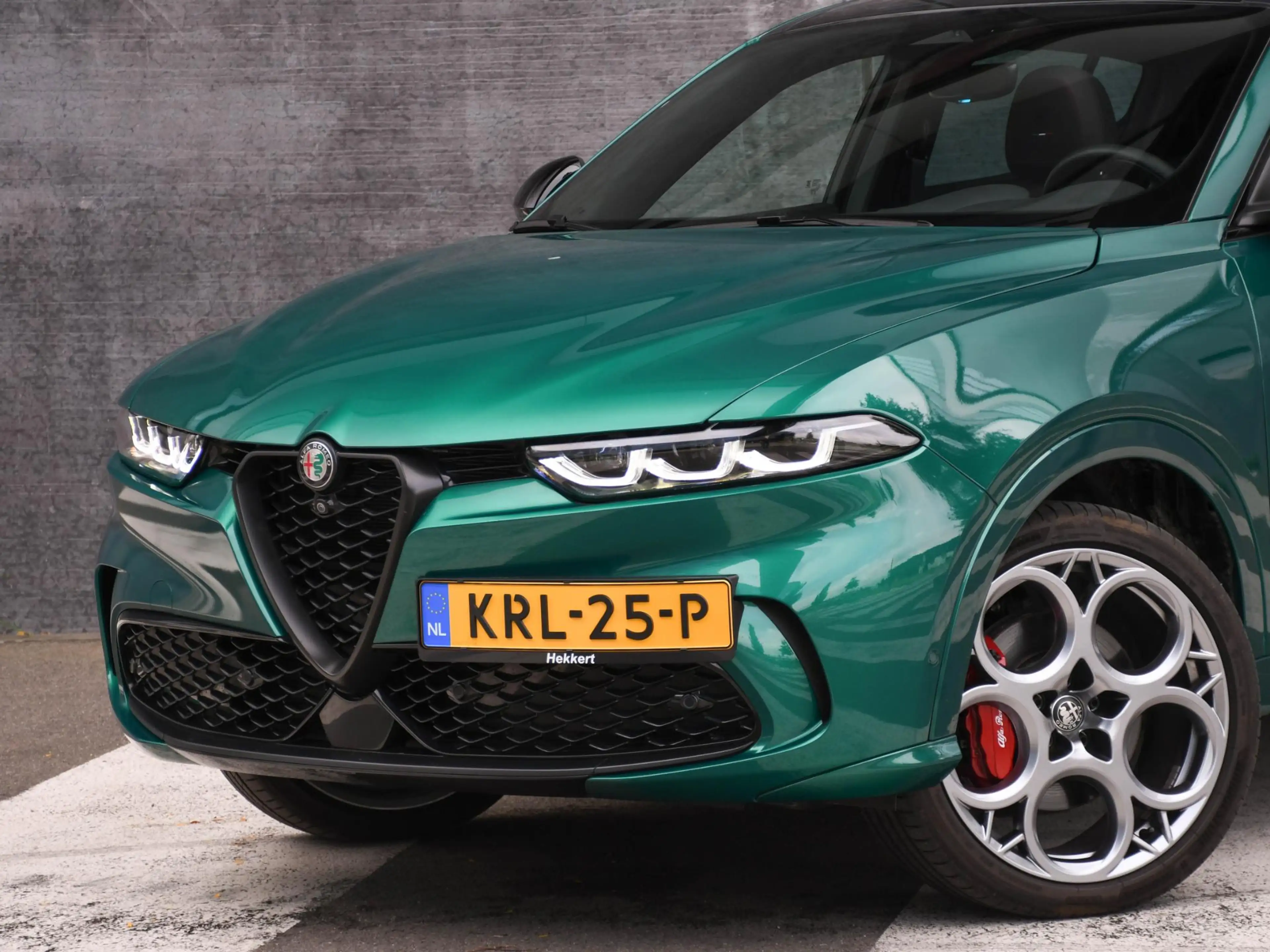 Alfa Romeo Tonale Tributo Italiano 1.3T PHEV 280pk Automaat PANO-DAK — photo 2