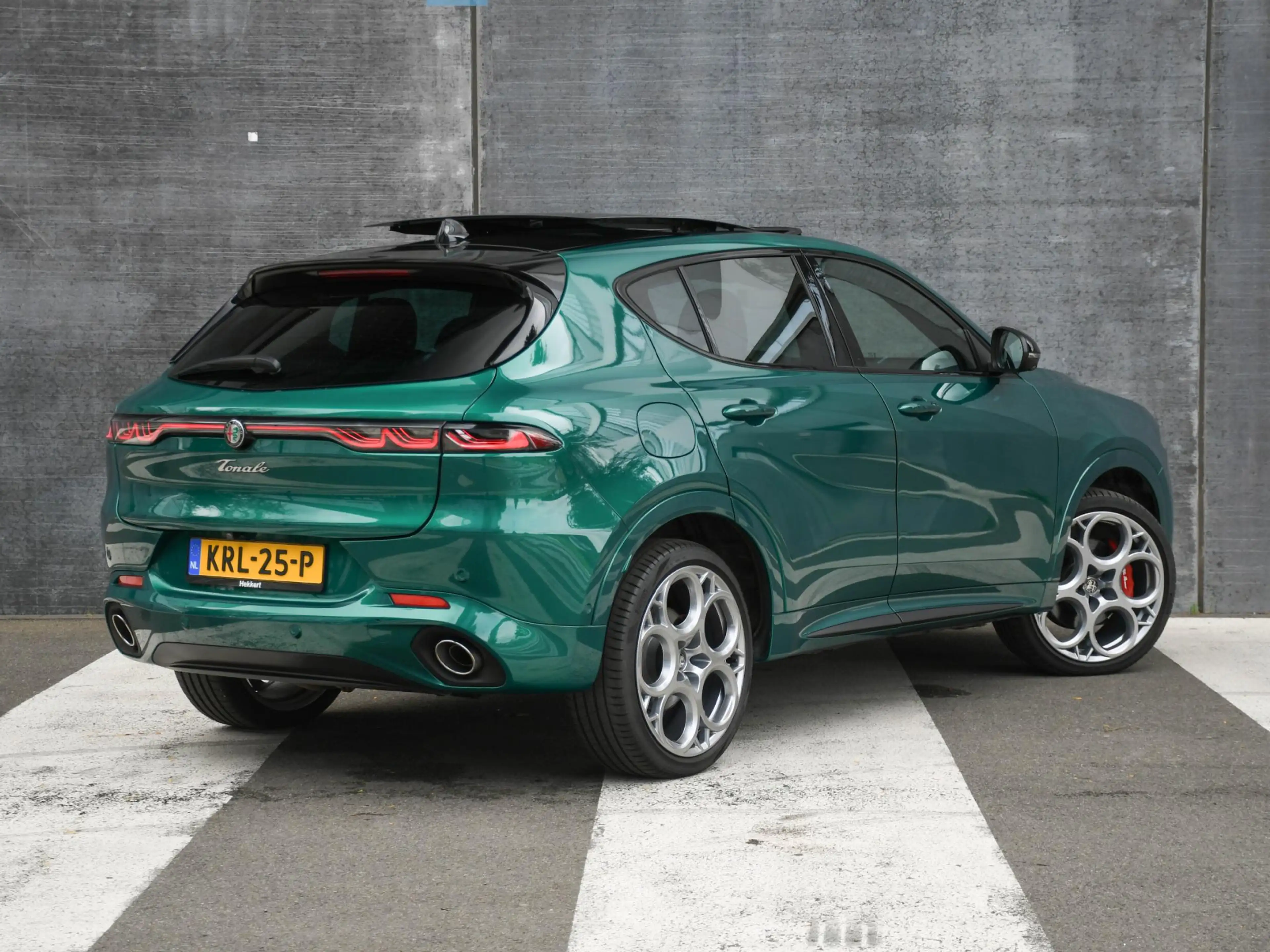 Alfa Romeo Tonale Tributo Italiano 1.3T PHEV 280pk Automaat PANO-DAK — photo 5