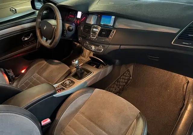 Renault Laguna view 5