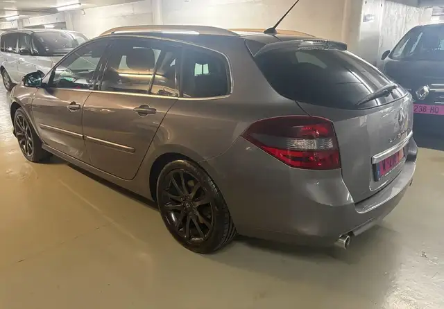 Renault Laguna view 3