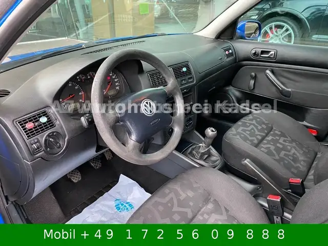 Volkswagen Golf view 10