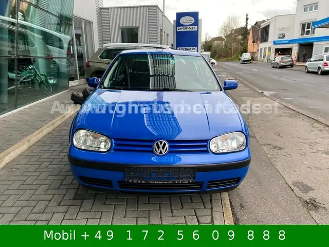 Volkswagen Golf view 6
