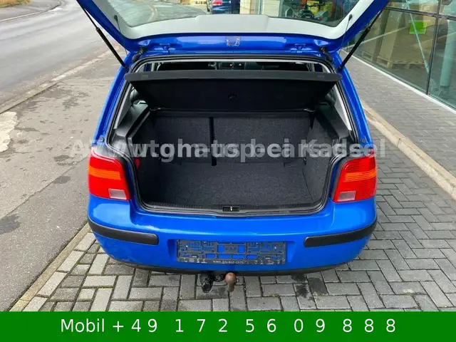 Volkswagen Golf view 11