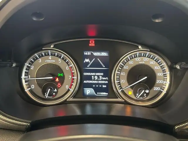 Suzuki Vitara view 9