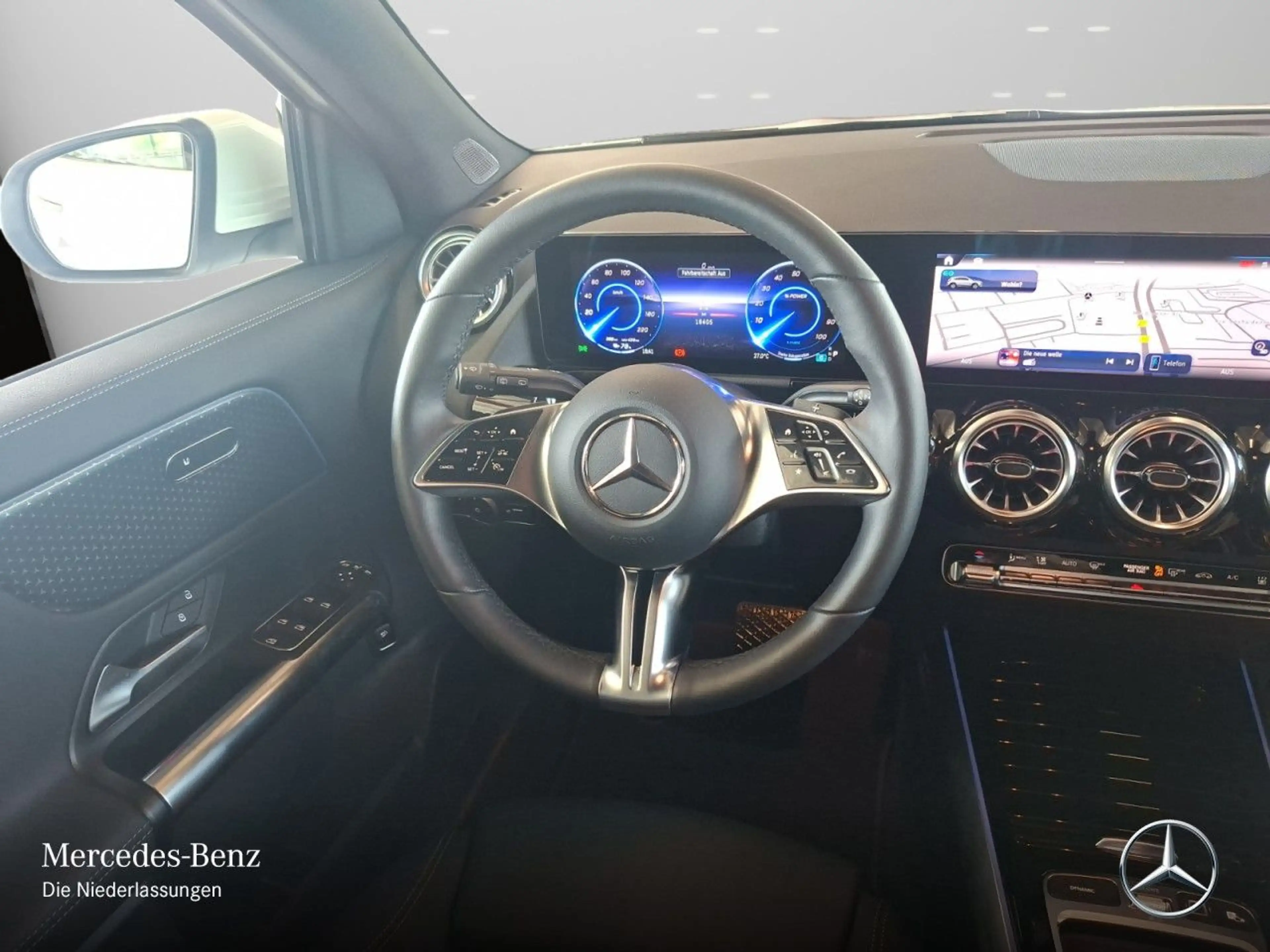 Mercedes-Benz EQA 250 PROG+PLUS-PAKET+AHK+360+KEYLESS+SPUR — photo 14