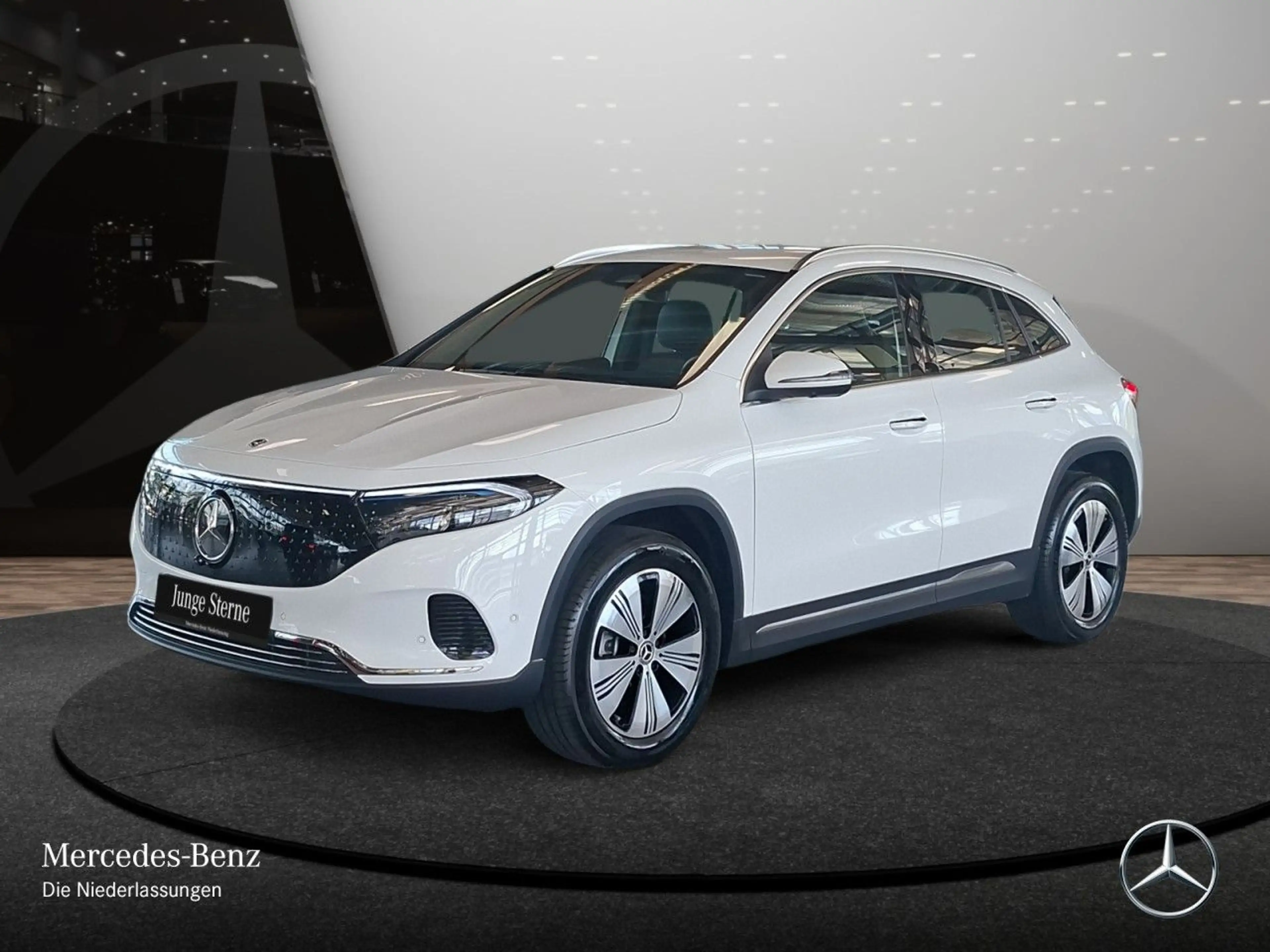 Mercedes-Benz EQA 250 PROG+PLUS-PAKET+AHK+360+KEYLESS+SPUR — photo 2