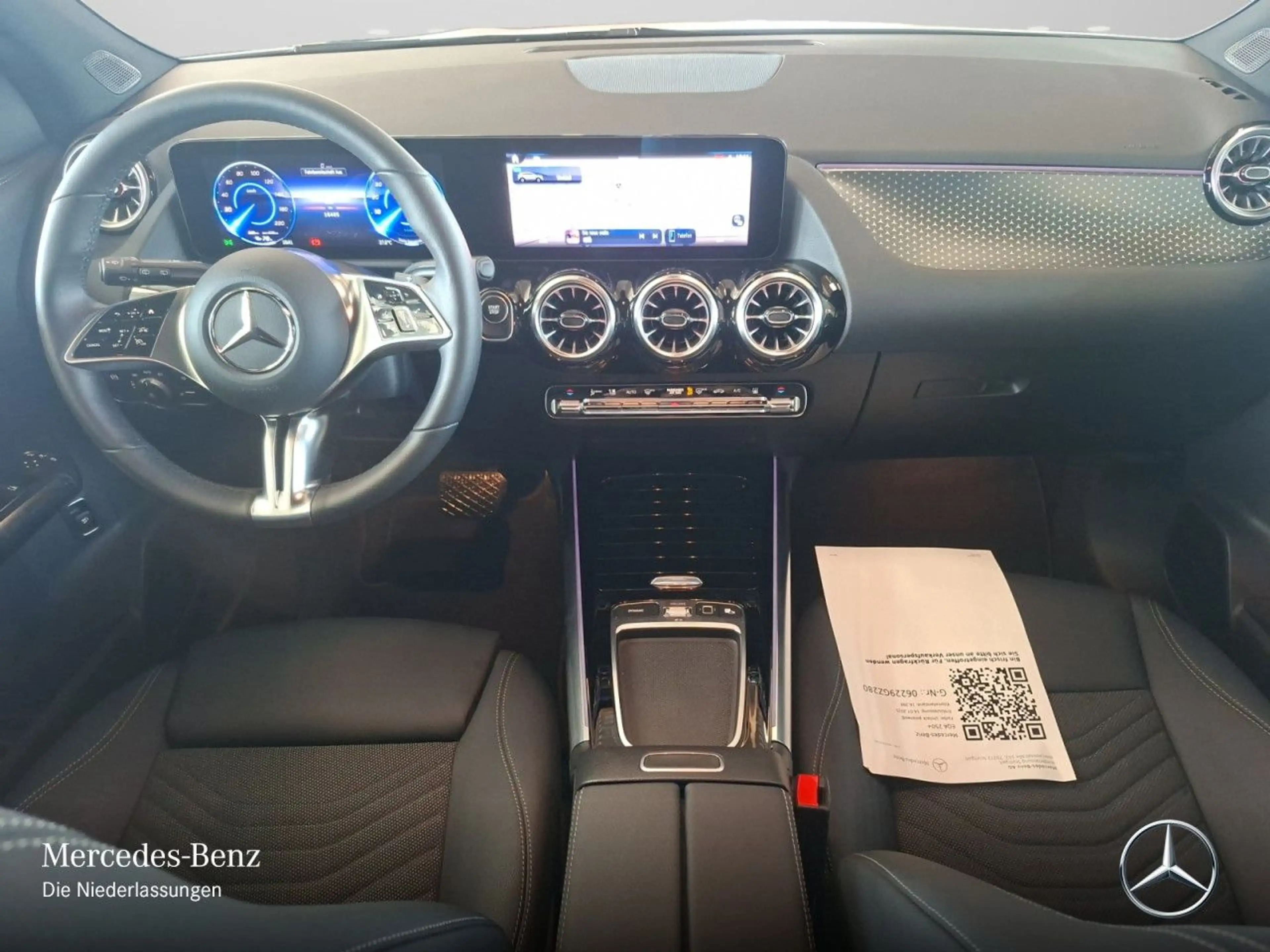 Mercedes-Benz EQA 250 PROG+PLUS-PAKET+AHK+360+KEYLESS+SPUR — photo 15