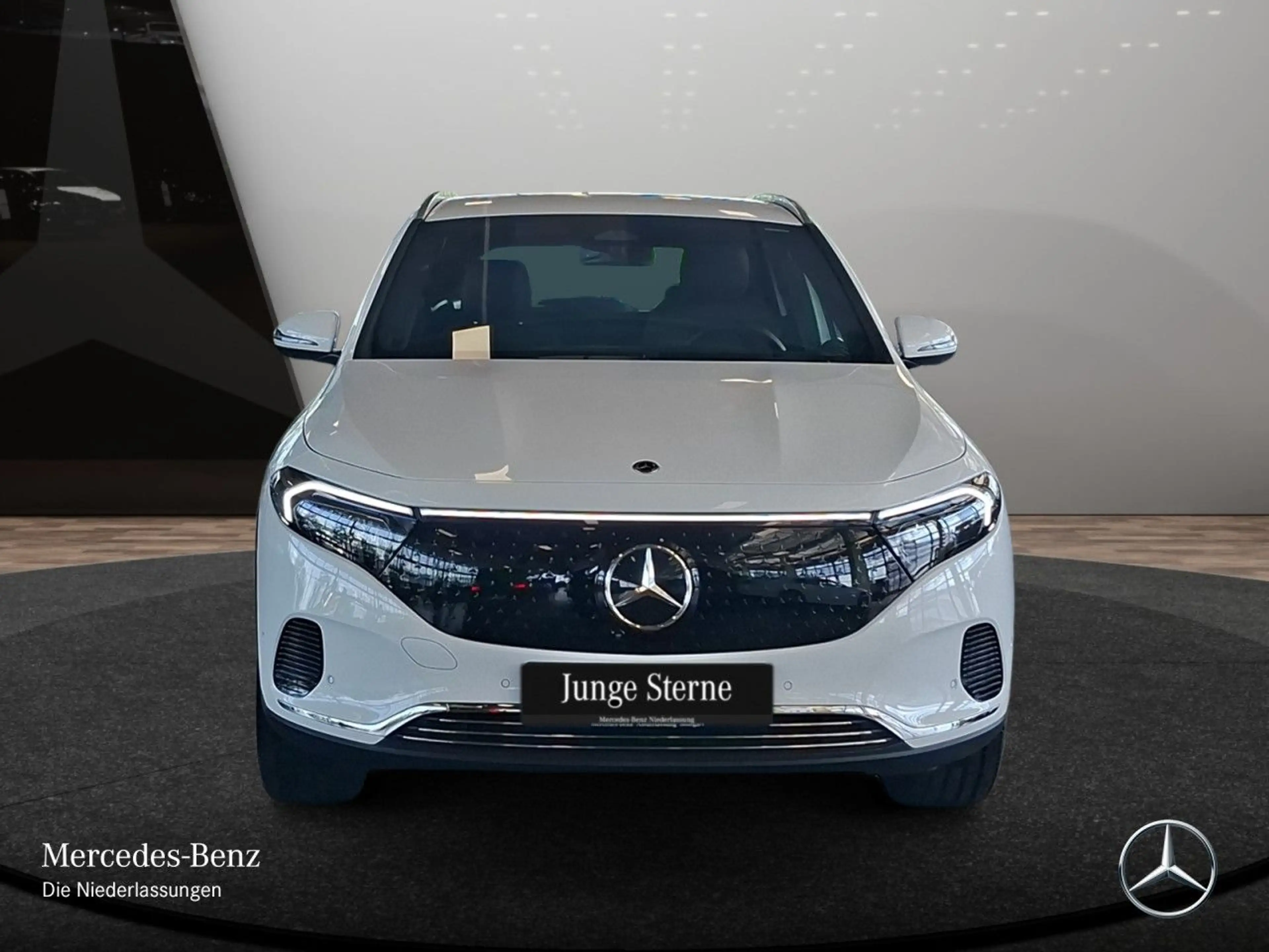 Mercedes-Benz EQA 250 PROG+PLUS-PAKET+AHK+360+KEYLESS+SPUR — photo 3