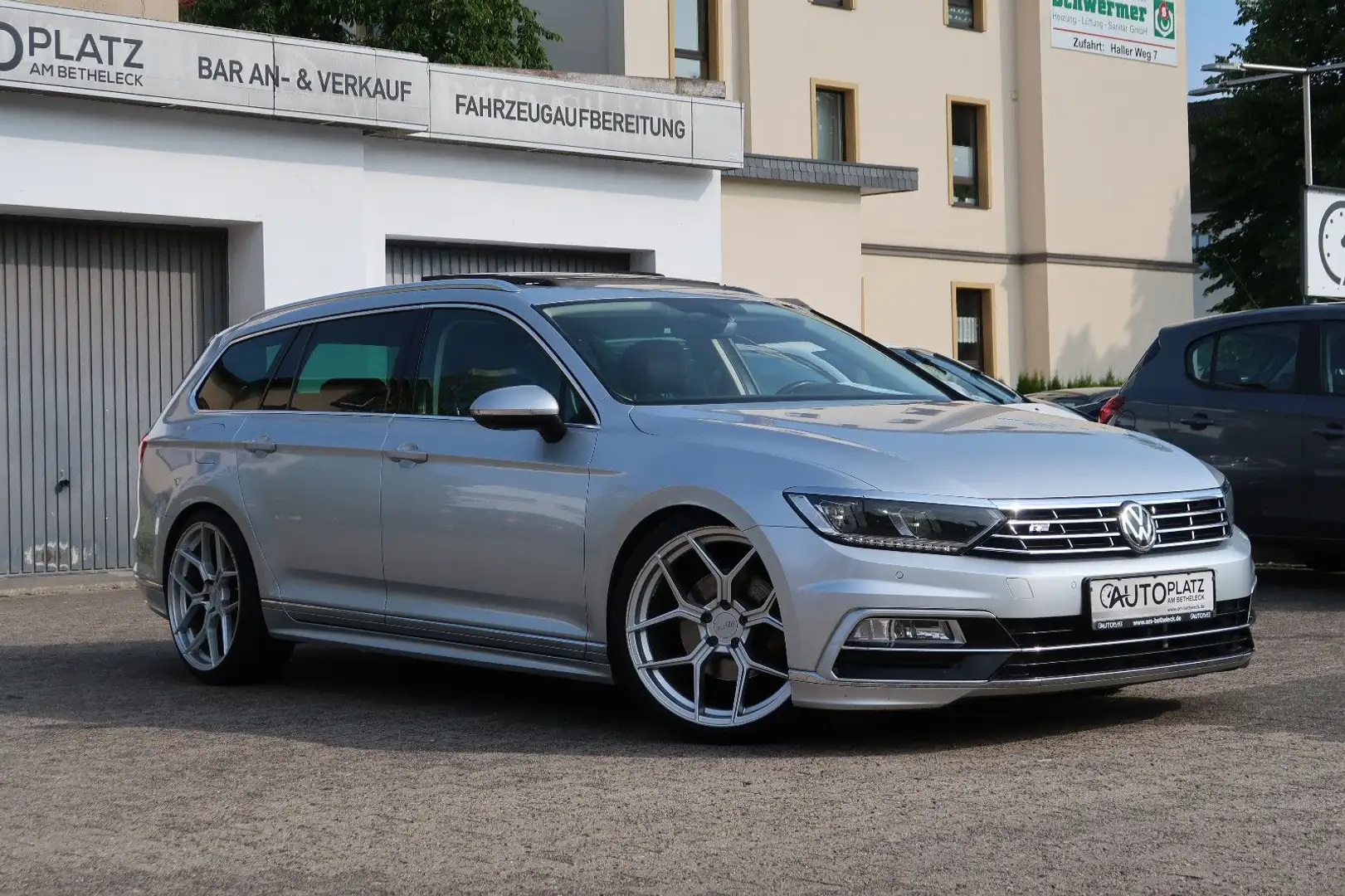 Volkswagen Passat Variant Highline *R-LINE *20"RAFFA *LEDER Silber - 1