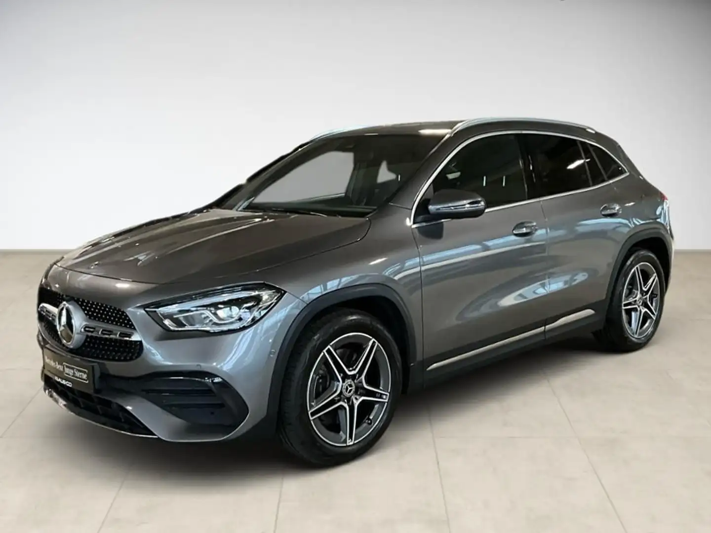 Mercedes-Benz GLA 250 AMG Style 4M ACC AHK AUT Kam. KeyLess LM Grau - 1