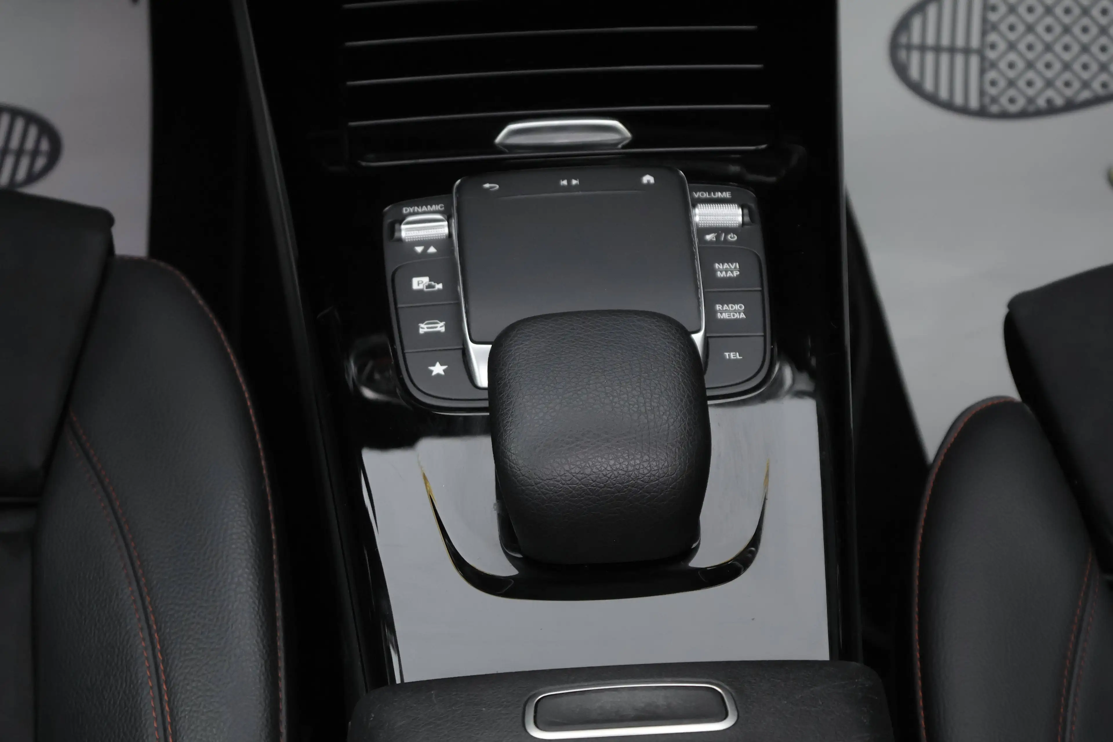 Mercedes-Benz A 180 A 180 d AMG Pakket Memory LED Ambiance PANO Garantie * — photo 13
