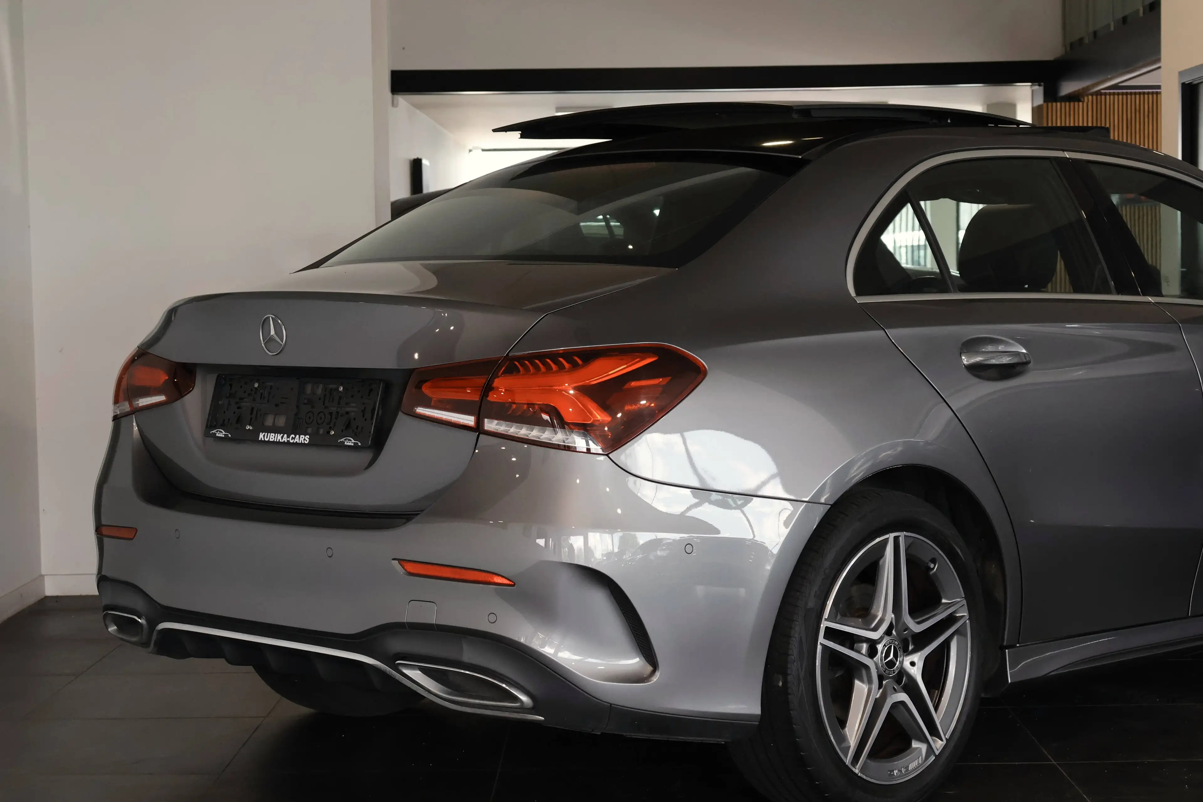 Mercedes-Benz A 180 A 180 d AMG Pakket Memory LED Ambiance PANO Garantie * — photo 6
