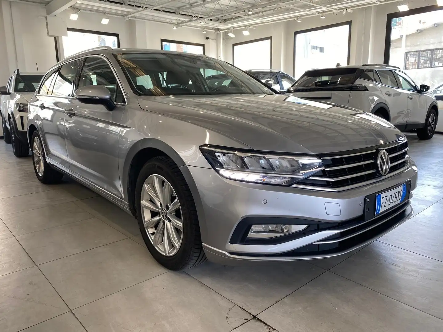 Volkswagen Passat Variant Passat Variant 2.0 tdi Business 150cv dsg Argent - 2