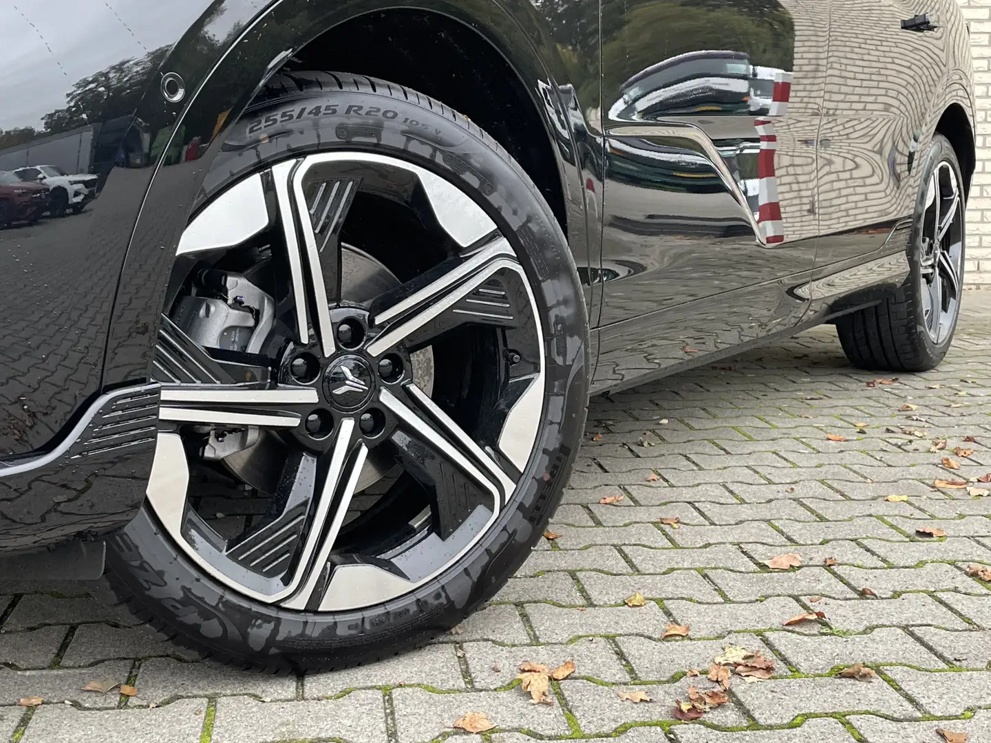 Voyah Courage Performance Edition 80 kWh l Stoel verwarm Noir - 2
