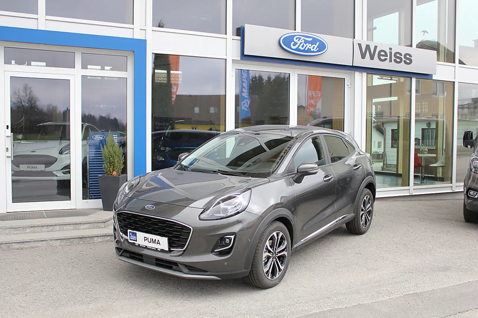 Ford Puma 1,0 EcoBoost Hybrid Titanium Grau - 1