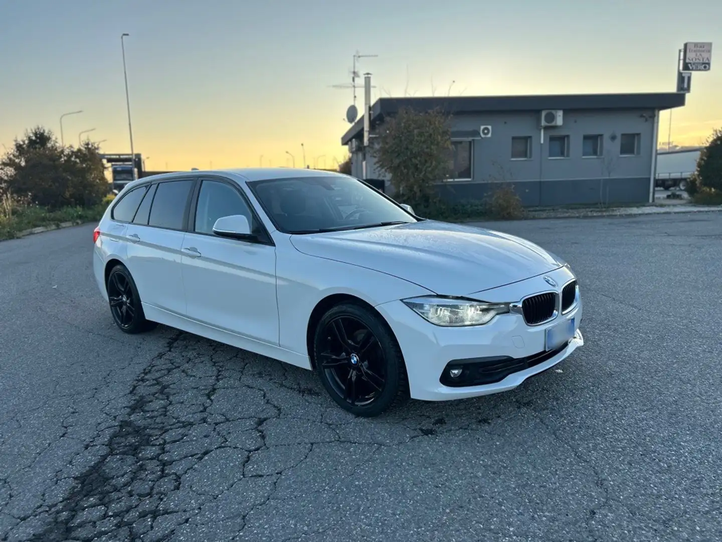 BMW 316 316d Touring Sport auto - 1