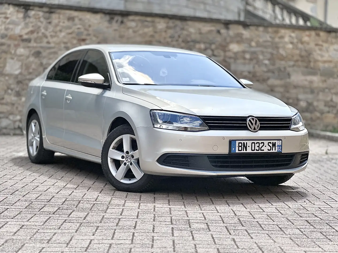 Volkswagen Jetta 1.6 TDI CR 105 ch FAP Trendline - 1