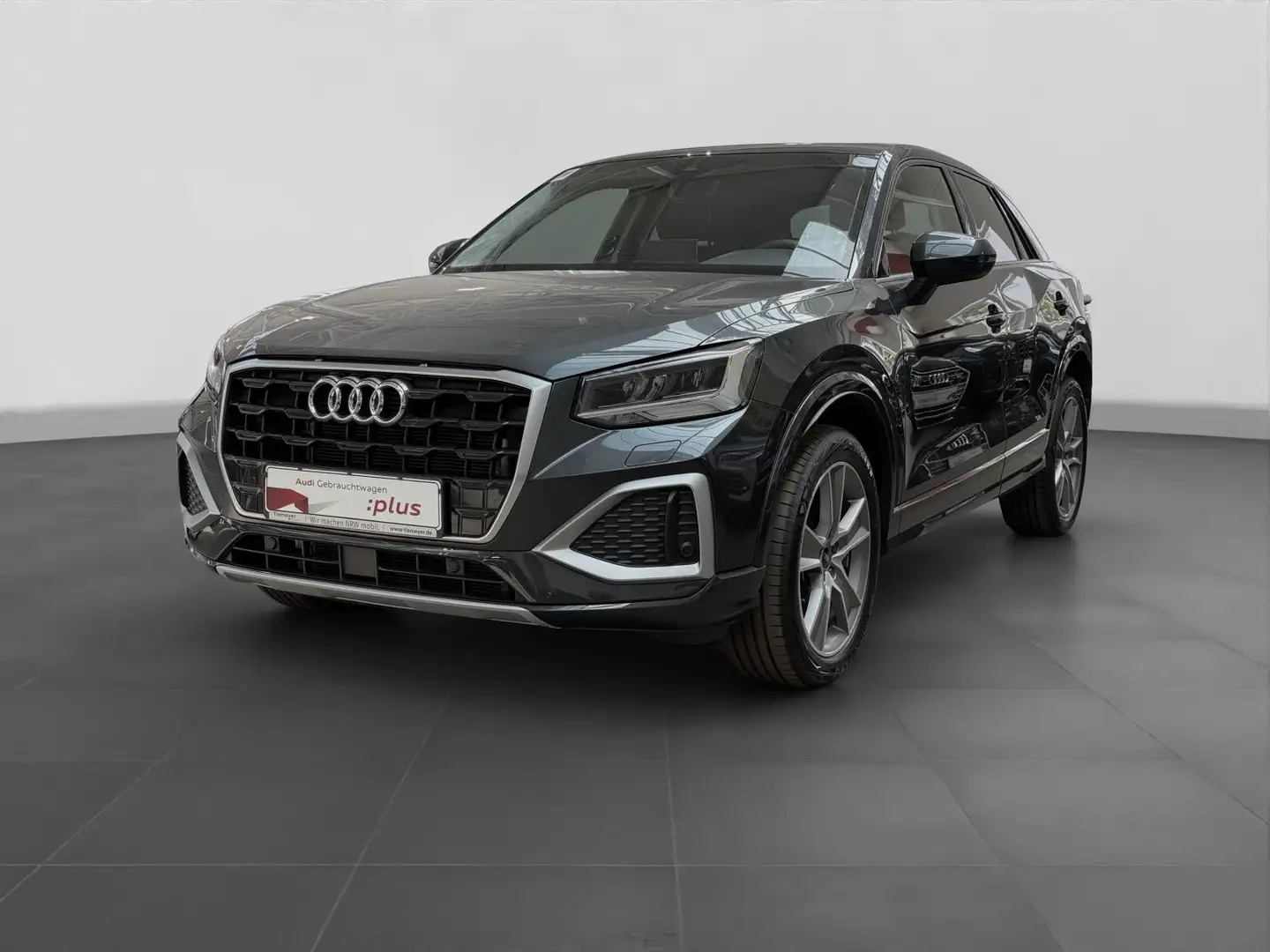 Audi Q2 30 TFSI ADVANCED PRIVACY LM18 AHK ALARM Grau - 2