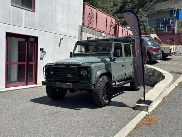 Land Rover Defender TD4 CREW CAB 5 places