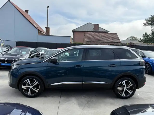 Peugeot 5008 view 8