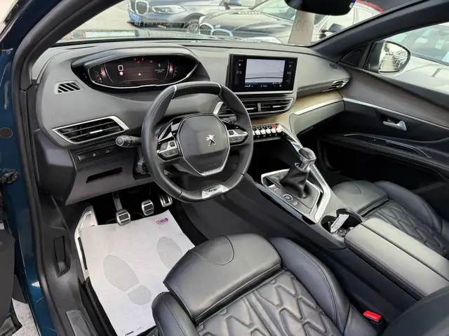 Peugeot 5008 view 15