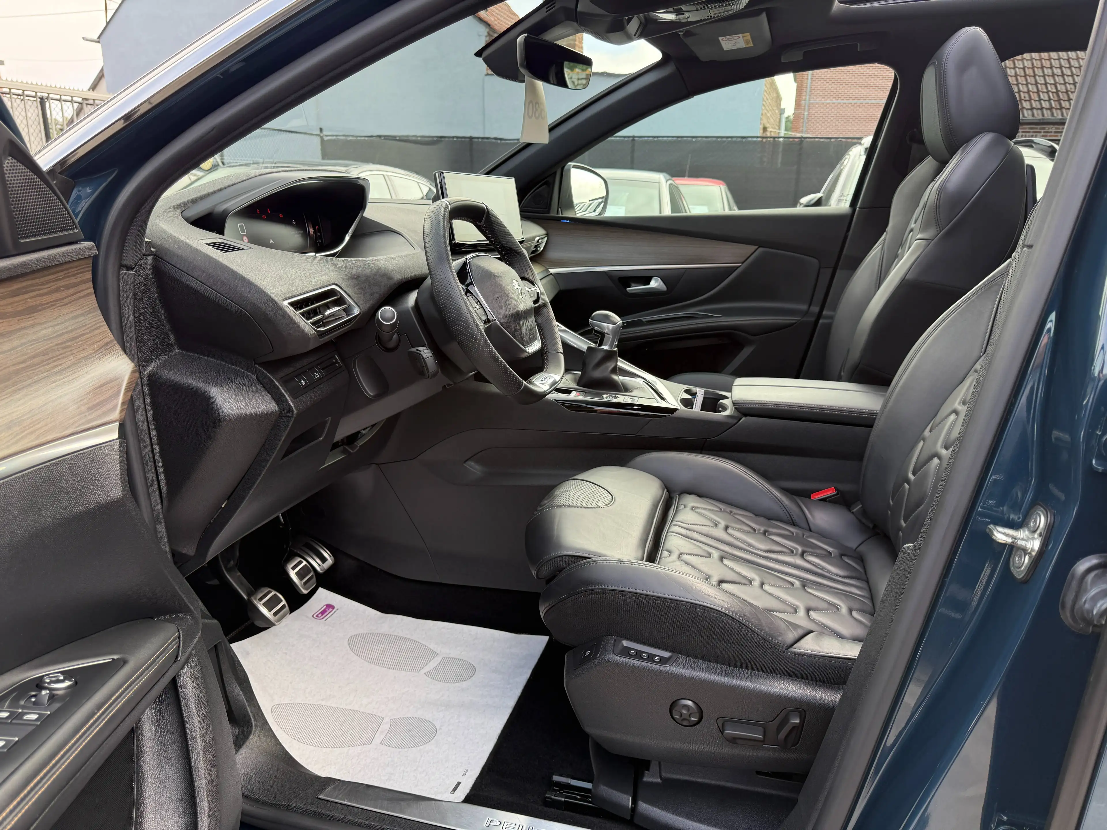 Peugeot 5008 1.2i 130PK GT-LINE 7 ZETELS OPENDAK ZWART LEDER NAVI CAMERA CARPLAY LED ALU — photo 14
