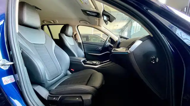 BMW 3 Series view 13