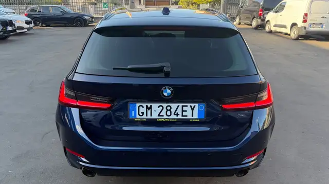 BMW 3 Series view 7