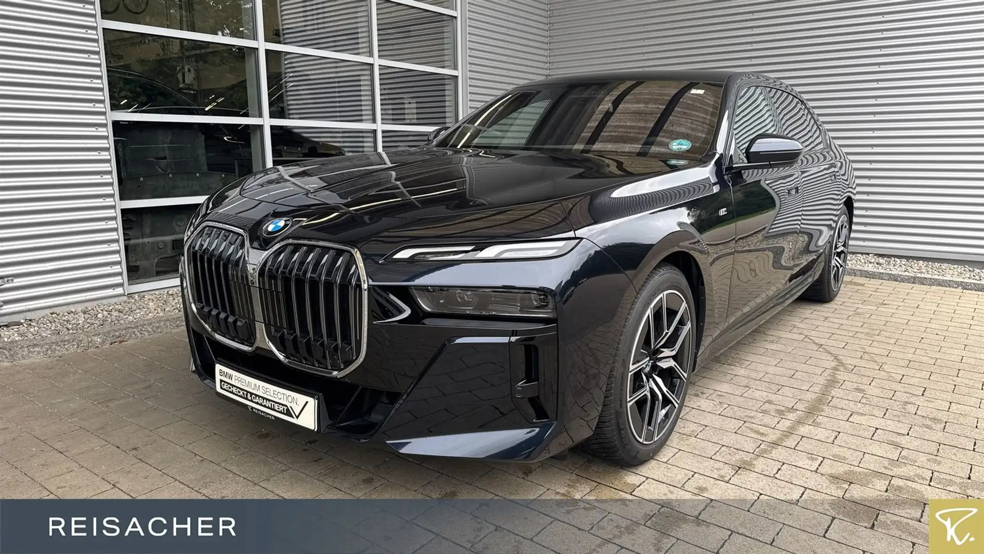 BMW 740 d xDrive M-Sport Navi StdHz ACC Pano 360° Schwarz - 1