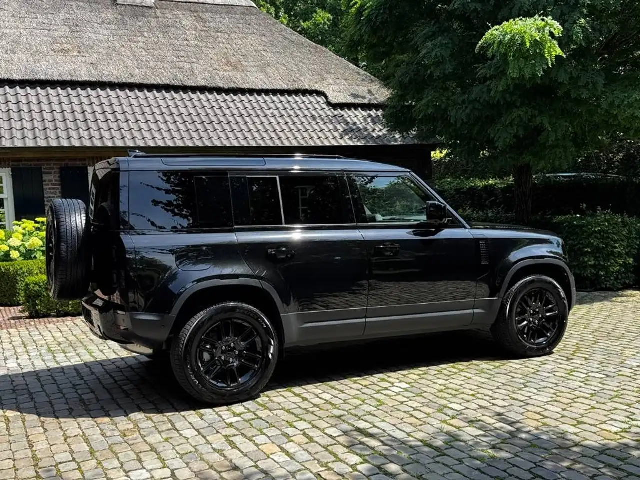 Land Rover Defender Defender 110 3.0 D LUCHTVERING  LICHTE VRACHT € 66.000 +BTW MY 26 — foto 8