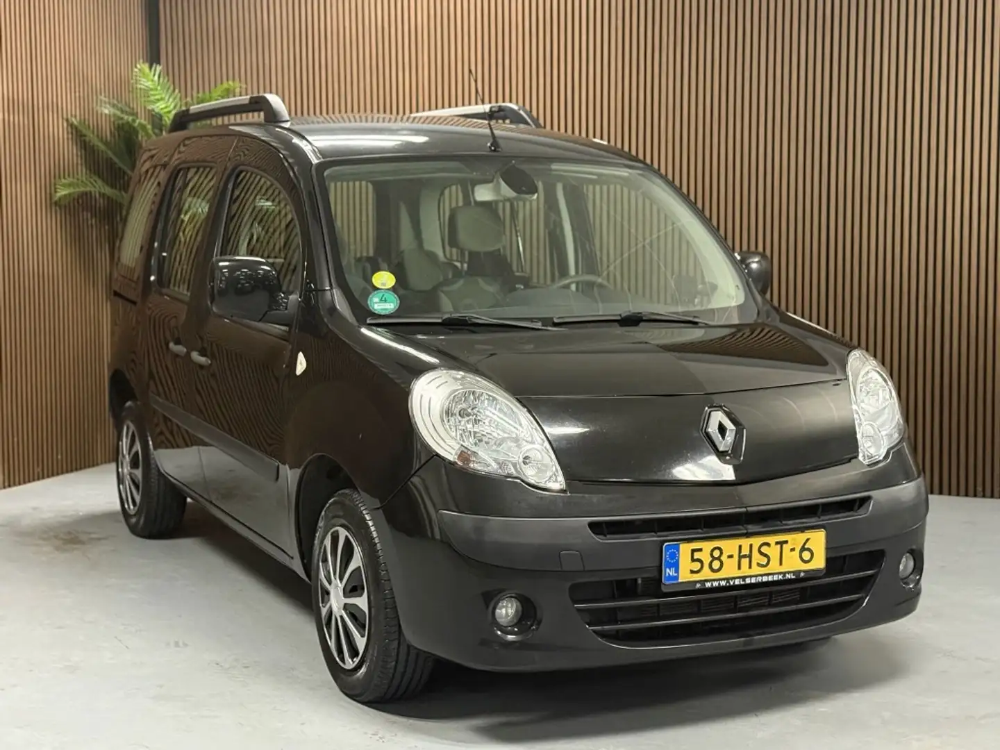Renault Kangoo Family 1.6-16V Expression Zwart - 2
