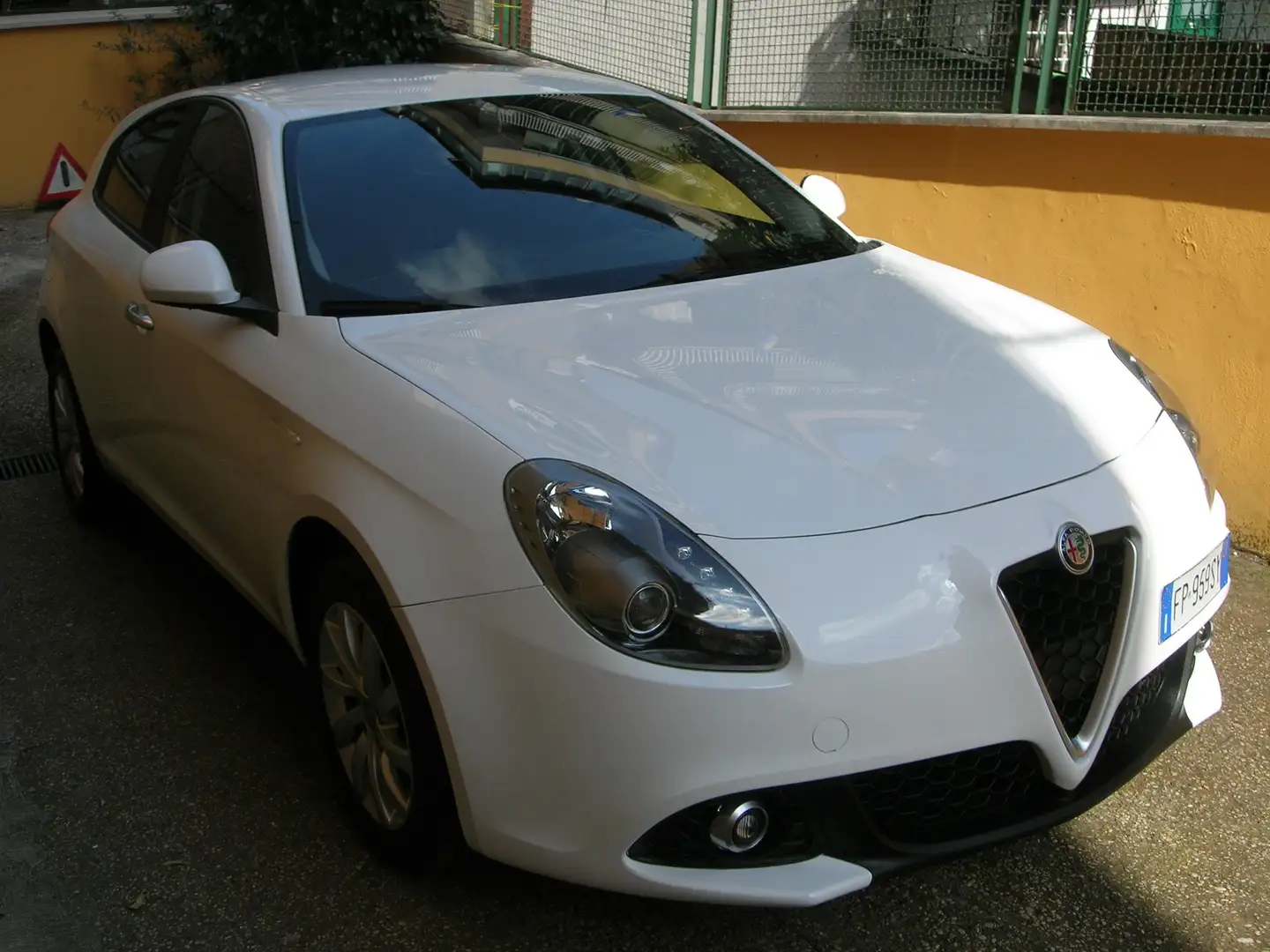 Alfa Romeo Giulietta Giulietta 1.6 jtdm Business 120cv tct Bianco - 2