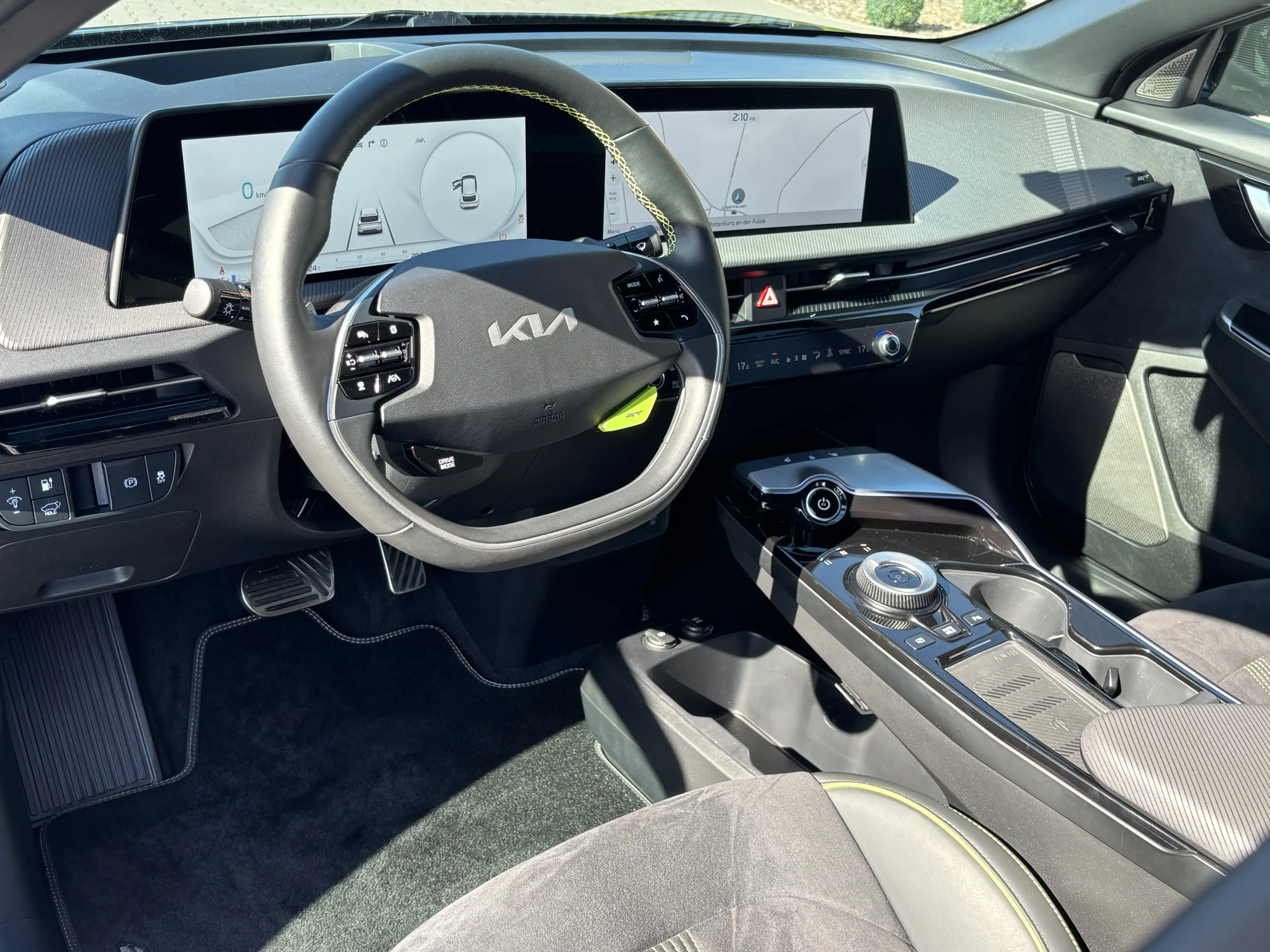 Kia EV6 GT 4WD LED HUD MERIDIAN WÄMPU 360° AHK 77,4K — photo 14