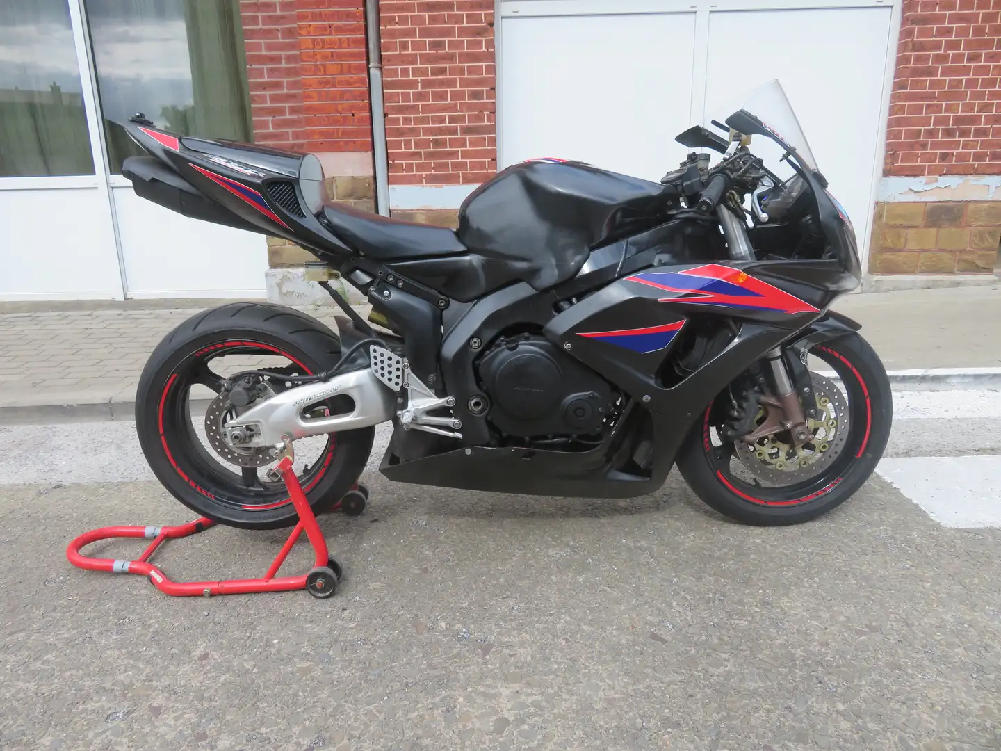 Honda CBR 1000 cbr 1000rr sc57 Zwart - 2