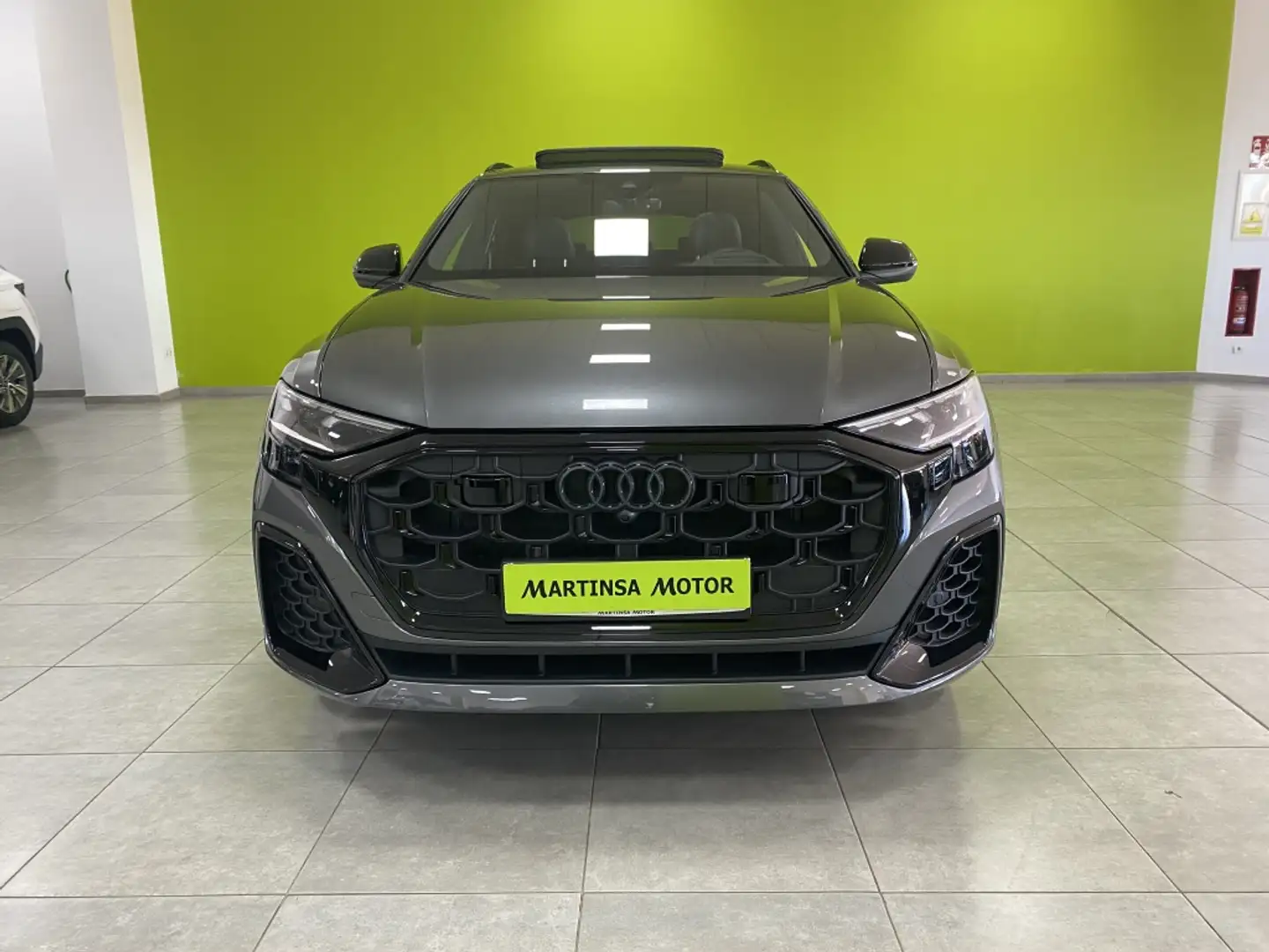 Audi Q8 50 TDI Black line quattro tiptronic 210kW Gris - 2
